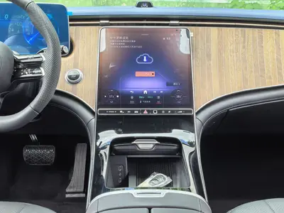奔驰 EQE 2025款 500 4MATIC 先锋版 thumbnail 16