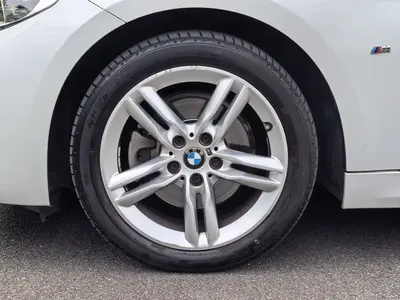 BMW 1 Series 2021 120i MSport Night thumbnail 6