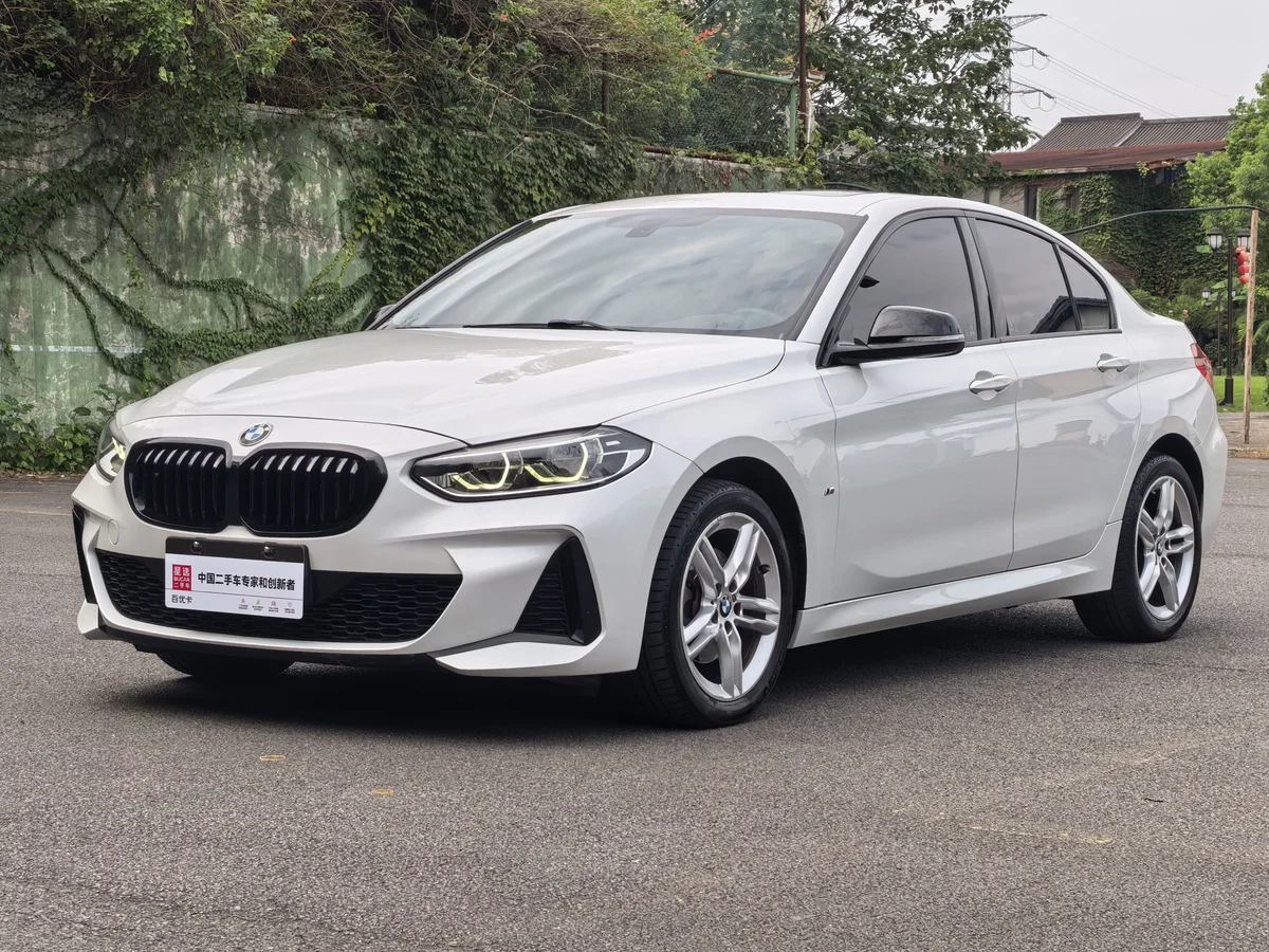 BMW 1 Series 2021 120i MSport Night - 1